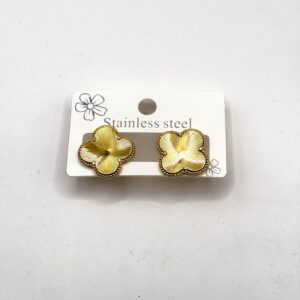 Boucles d’oreilles trèfle doré