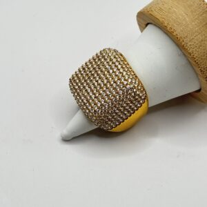 Bague carré avec strass